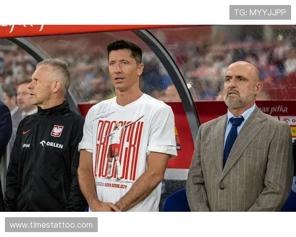 普哈奇谈未找到新球队原因 与莱万关系亲近互相欣赏